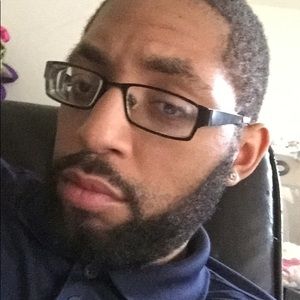 Meet your Posher, Leroy